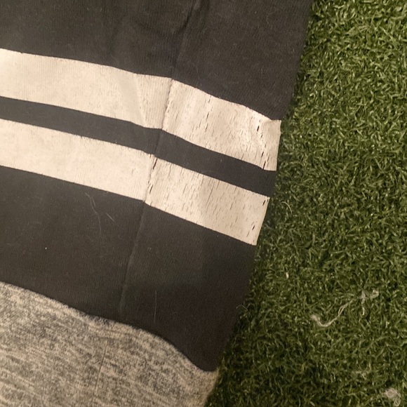 COPY - PINK VS SIZE XS YOGA PANTS - Picture 2 of 4